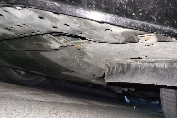 Used Hongqi H9 2020 2.0T Smart Connect Flagship Edition Chassis Front Left