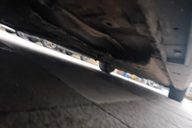 Used Hongqi H9 2020 2.0T Smart Connect Flagship Edition Chassis Front Left
