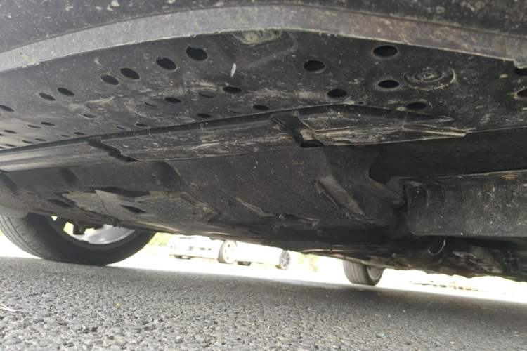 Used Hongqi H9 2020 3.0T Smart Connect Flagship Four-Seat Version Chassis Front Left