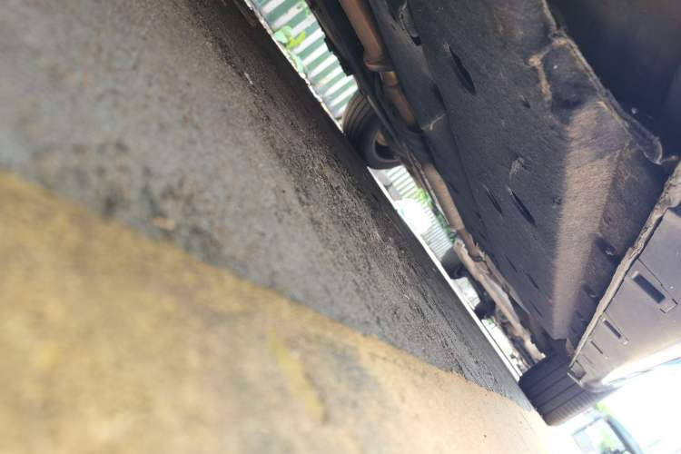 Used Hongqi H9 2020 2.0T Smart Connect Flagship Edition Chassis Front Left