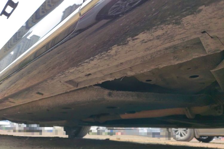 Used Hongqi H9 2020 2.0T Smart Connect Flagship Edition Chassis Front Right