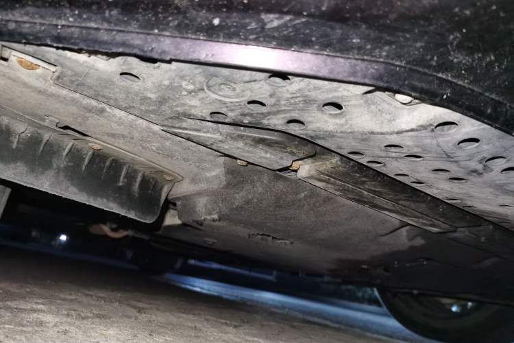 Used Hongqi H9 2020 2.0T Smart Connect Flagship Edition Chassis Front Right