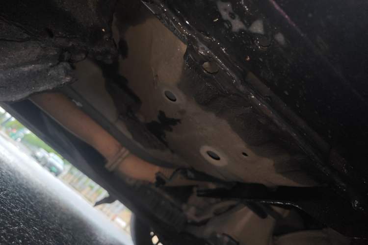 Used Hongqi H9 2020 2.0T Smart Connect Flagship Edition Chassis Front Right