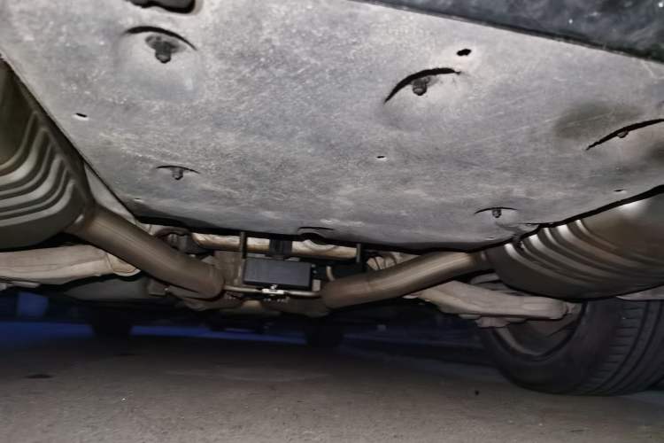 Used Hongqi H9 2020 2.0T Smart Connect Flagship Edition Chassis Rear