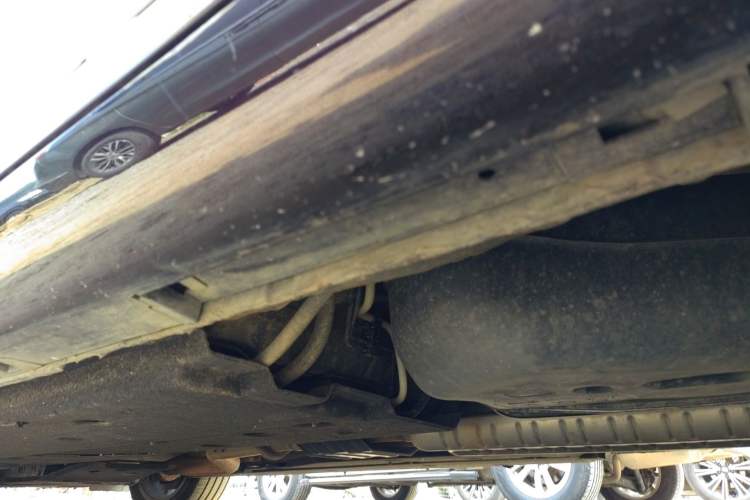 Used Hongqi H9 2020 2.0T Smart Connect Flagship Edition Chassis Rear Left
