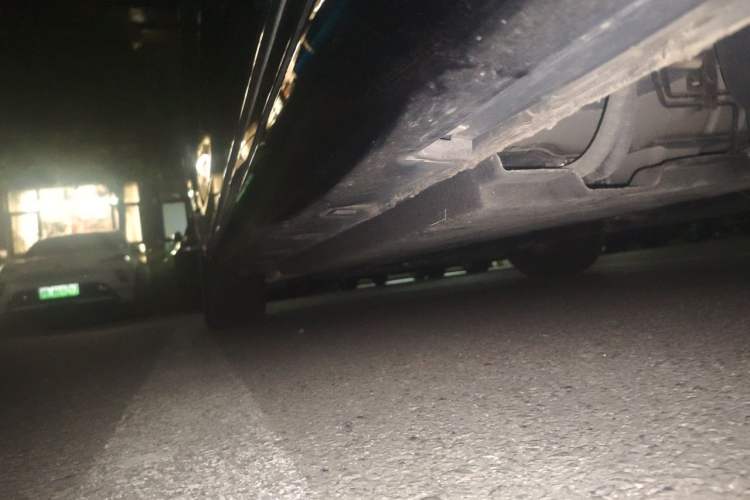 Used Hongqi H9 2020 2.0T Smart Connect Flagship Edition Chassis Rear Left