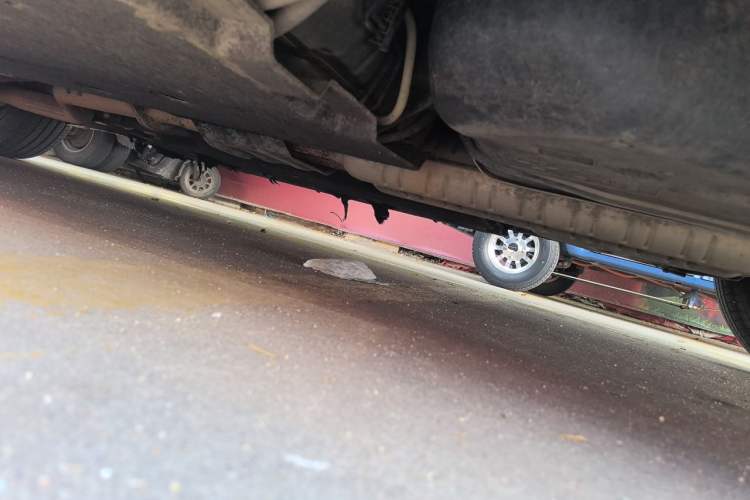 Used Hongqi H9 2020 2.0T Smart Connect Flagship Edition Chassis Rear Left
