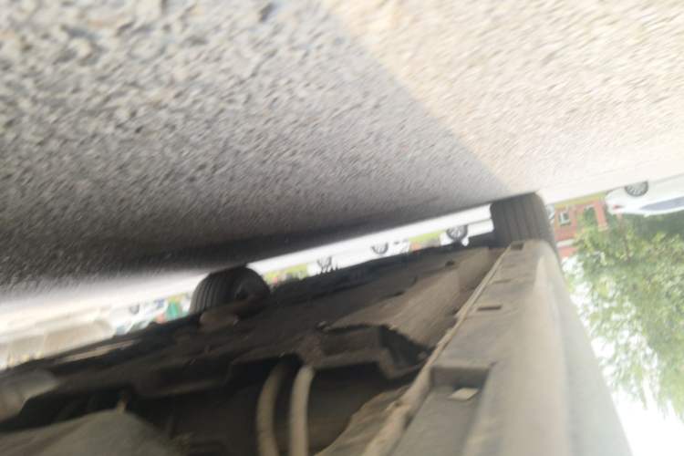 Used Hongqi H9 2020 2.0T Smart Connect Flagship Edition Chassis Rear Left