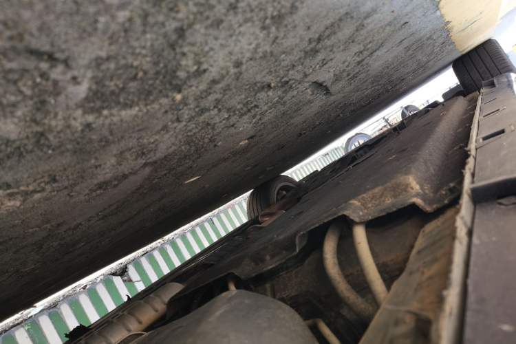 Used Hongqi H9 2020 2.0T Smart Connect Flagship Edition Chassis Rear Left