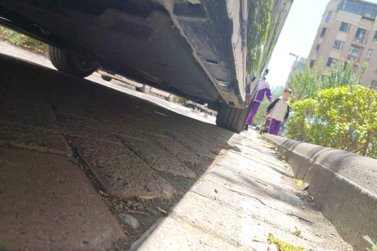 Used Hongqi H9 2020 2.0T Smart Connect Flagship Edition Chassis Rear Right