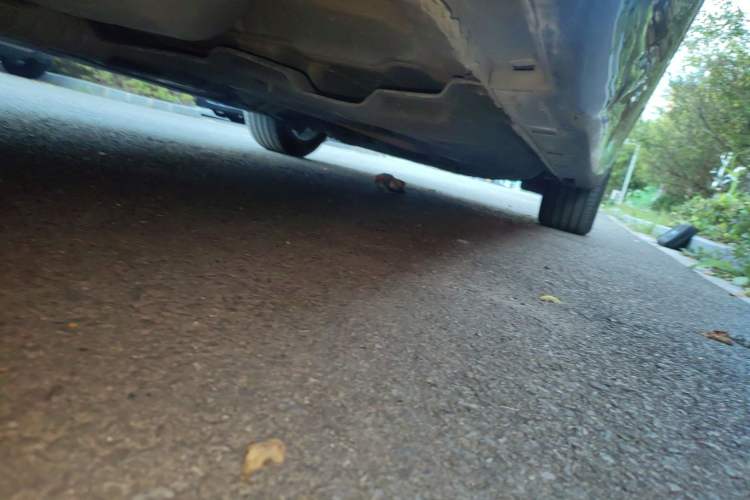 Used Hongqi H9 2020 2.0T Smart Connect Flagship Edition Chassis Rear Right