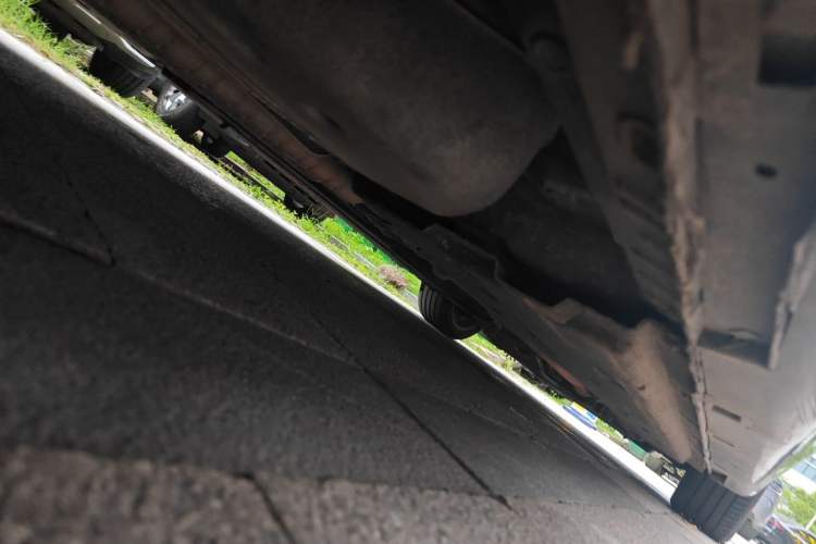 Used Hongqi H9 2020 2.0T Smart Connect Flagship Edition Chassis Rear Right
