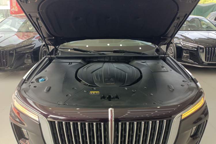 Used Hongqi H9 2020 2.0T Smart Connect Flagship Edition Engine Bay