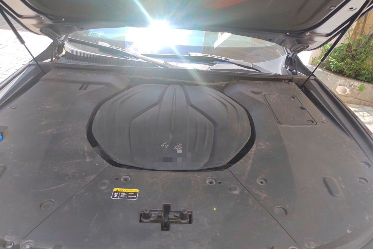 Used Hongqi H9 2020 2.0T Smart Connect Flagship Edition Engine Bay