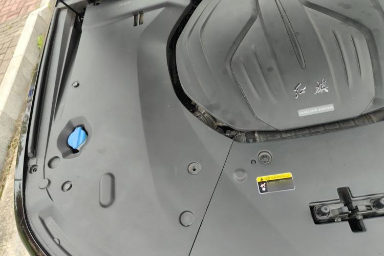 Used Hongqi H9 2020 2.0T Smart Connect Flagship Edition Engine Bay Right