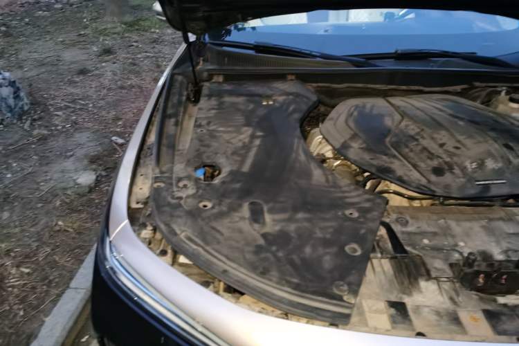 Used Hongqi H9 2020 2.0T Smart Connect Flagship Edition Engine Bay Right