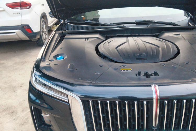 Used Hongqi H9 2020 2.0T Smart Connect Flagship Edition Engine Bay Right