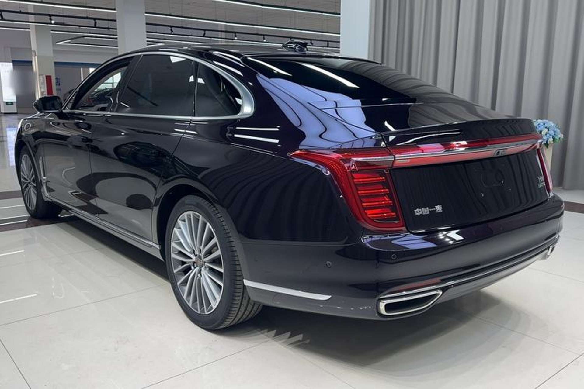 Used Hongqi H9 2020 2.0T Smart Connect Flagship Edition Exterior 1
