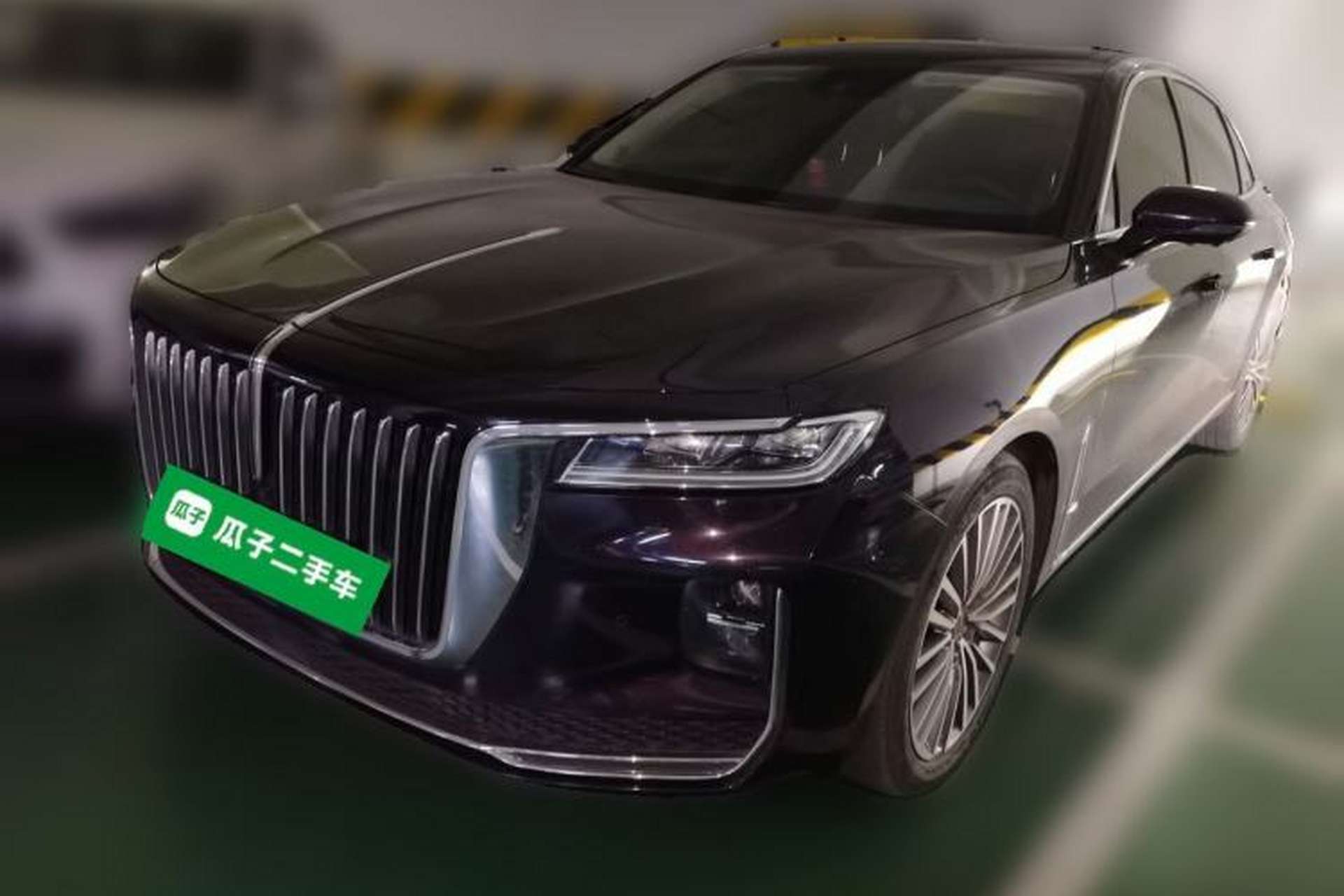 Used Hongqi H9 2020 2.0T Smart Connect Flagship Edition Front Left 45 Deg