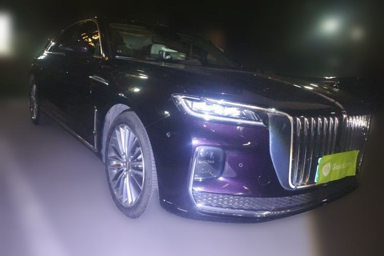 Used Hongqi H9 2020 2.0T Smart Connect Flagship Edition Front Right 45 Deg