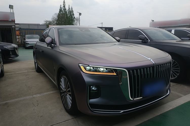 Used Hongqi H9 2020 2.0T Smart Connect Flagship Edition Front Right 45 Deg