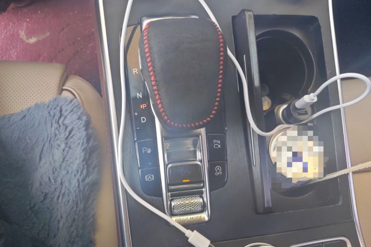 Used Hongqi H9 2020 Revised Version 2.0T Smart Connect Flagship Edition Gear Lever