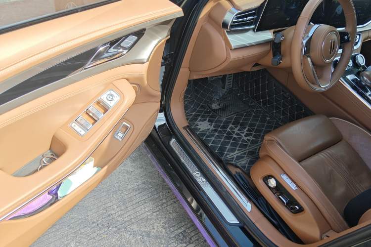 Used Hongqi H9 2020 2.0T Smart Connect Flagship Edition Interior 3