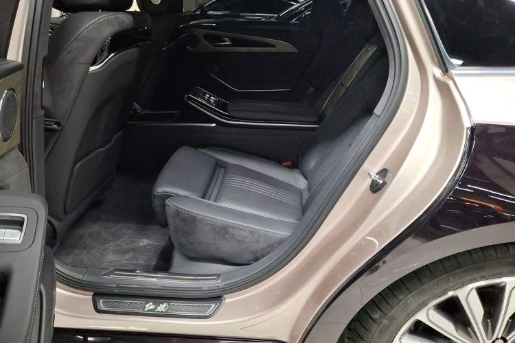 Used Hongqi H9 2020 3.0T Smart Connect Flagship Four-Seat Version Interior 3