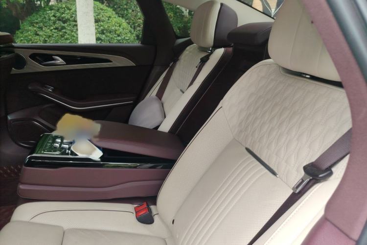 Used Hongqi H9 2020 2.0T Smart Connect Flagship Edition Interior 4