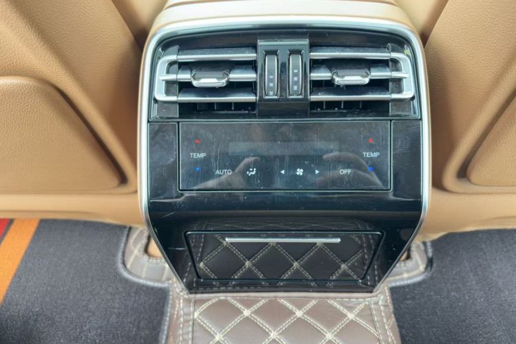 Used Hongqi H9 2020 2.0T Smart Connect Flagship Edition Interior 6