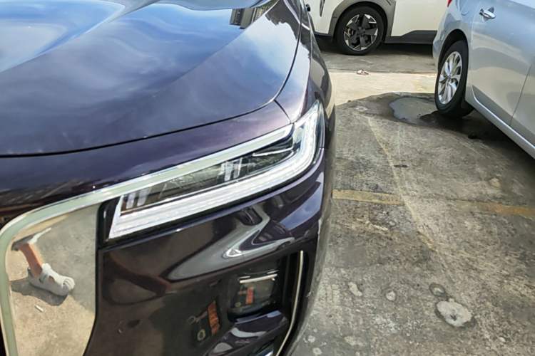 Used Hongqi H9 2020 2.0T Smart Connect Flagship Edition Left Front Headlight