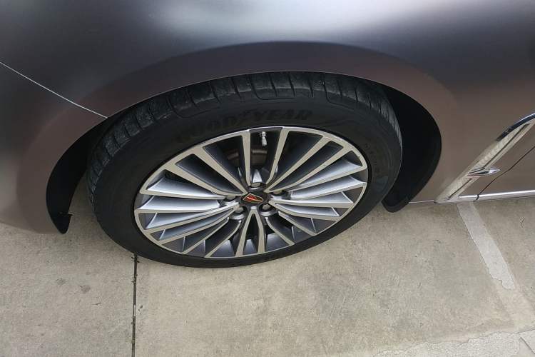 Used Hongqi H9 2020 2.0T Smart Connect Flagship Edition Left Front Wheel Hub