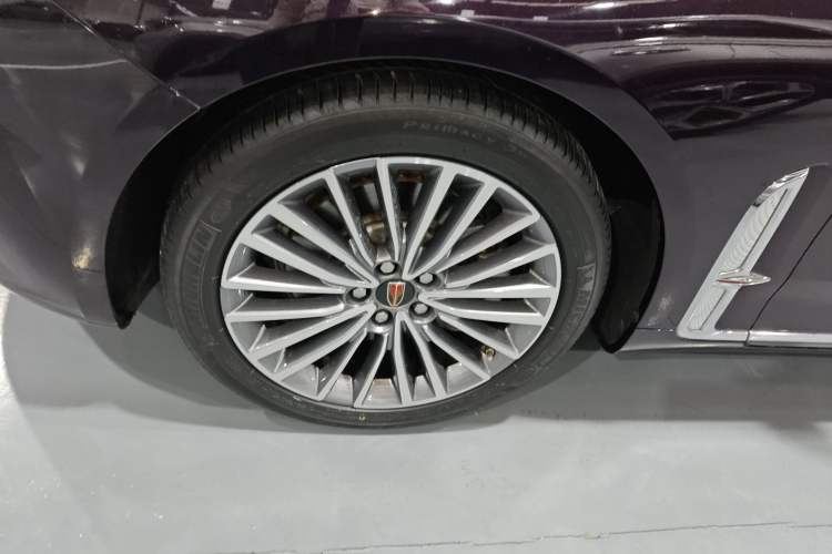 Used Hongqi H9 2020 2.0T Smart Connect Flagship Edition Left Front Wheel Hub