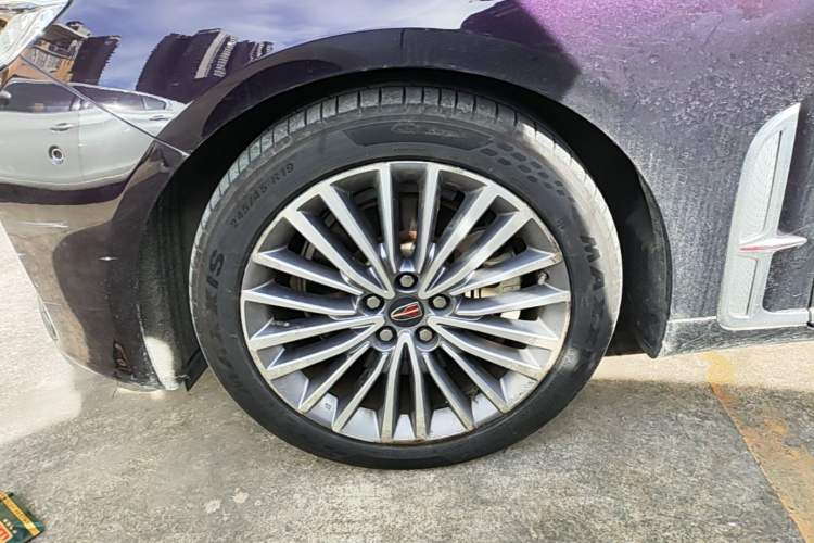 Used Hongqi H9 2020 2.0T Smart Connect Flagship Edition Left Front Wheel Hub