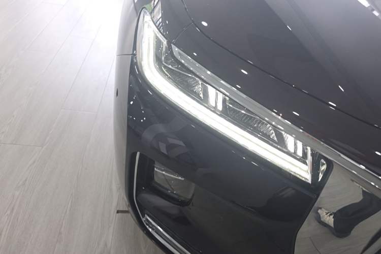 Used Hongqi H9 2020 2.0T Smart Connect Flagship Edition Right Front Headlight