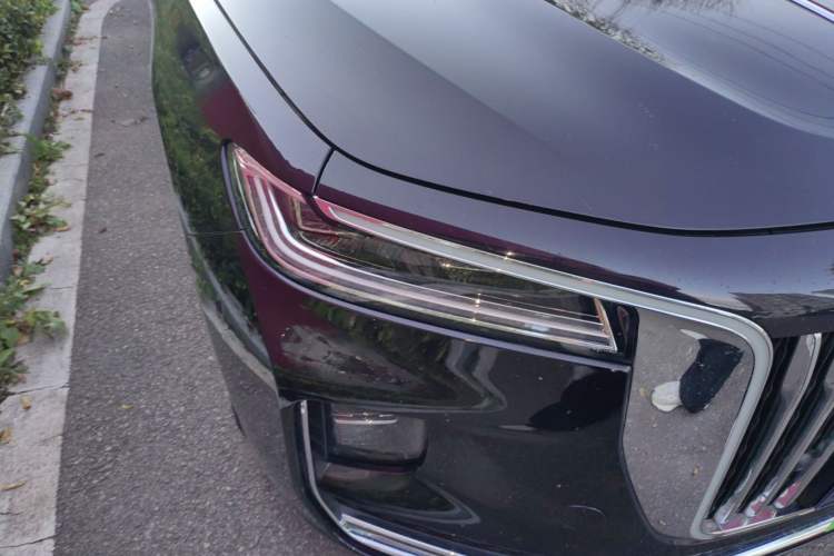 Used Hongqi H9 2020 2.0T Smart Connect Flagship Edition Right Front Headlight