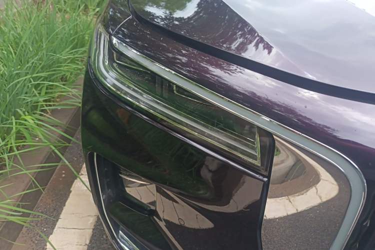 Used Hongqi H9 2020 Revised Version 2.0T Smart Connect Flagship Edition Right Front Headlight