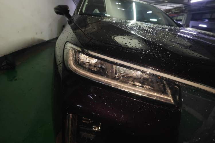 Used Hongqi H9 2020 3.0T Smart Connect Flagship Edition Right Front Headlight