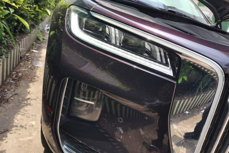 Used Hongqi H9 2020 2.0T Smart Connect Flagship Edition Right Front Headlight