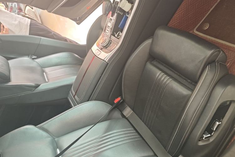 Used Hongqi H9 2020 2.0T Smart Connect Flagship Edition Right Front Seat