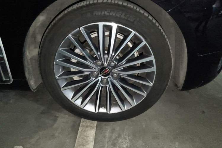 Used Hongqi H9 2020 2.0T Smart Connect Flagship Edition Right Front Wheel Hub