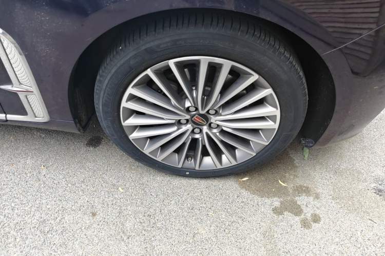 Used Hongqi H9 2020 2.0T Smart Connect Flagship Edition Right Front Wheel Hub