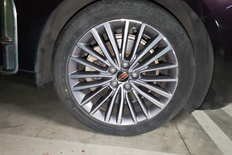Used Hongqi H9 2020 2.0T Smart Connect Flagship Edition Right Front Wheel Hub