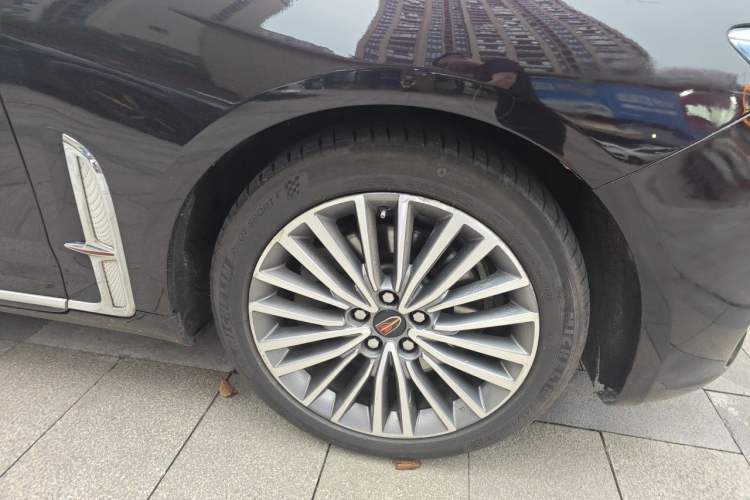 Used Hongqi H9 2020 2.0T Smart Connect Flagship Edition Right Front Wheel Hub