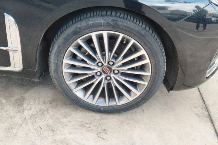 Used Hongqi H9 2020 2.0T Smart Connect Flagship Edition Right Front Wheel Hub