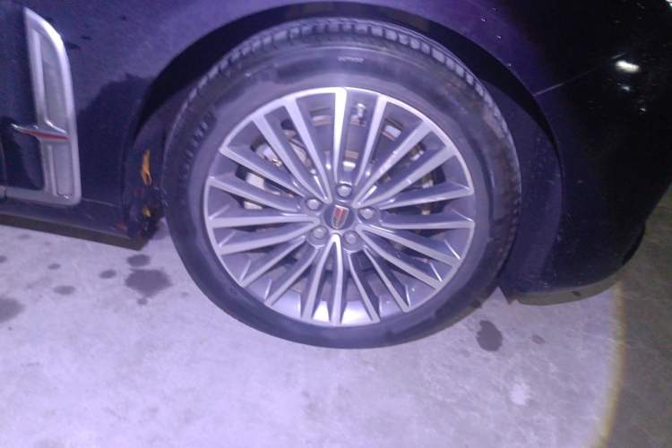Used Hongqi H9 2020 2.0T Smart Connect Flagship Edition Right Front Wheel Hub