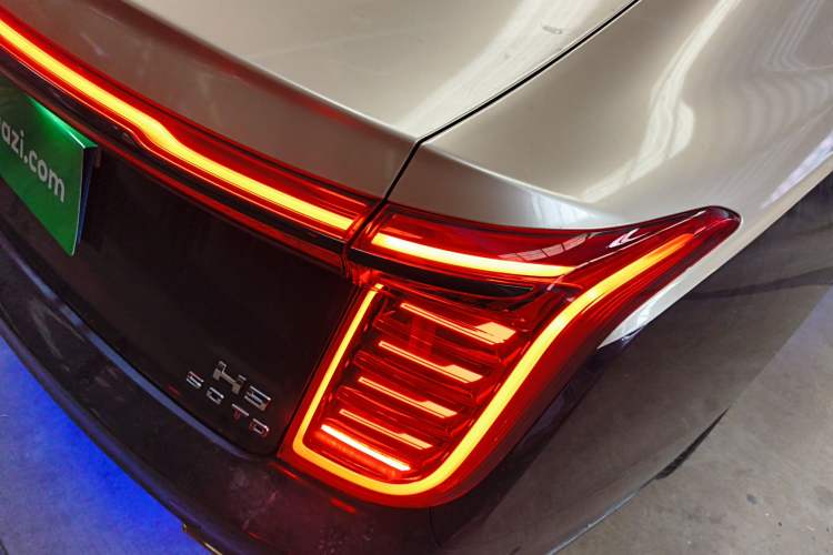 Used Hongqi H9 2020 3.0T Smart Connect Flagship Edition Right Rear Taillight