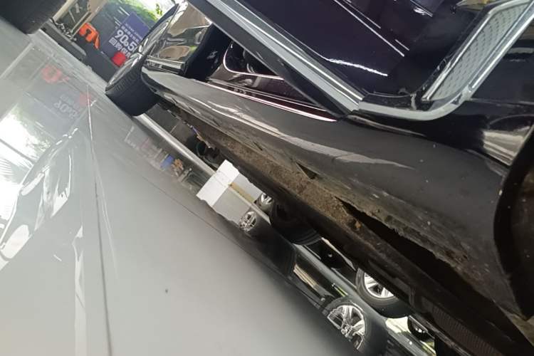 Used Hongqi H9 2020 3.0T Smart Connect Flagship Edition Right Side Sill