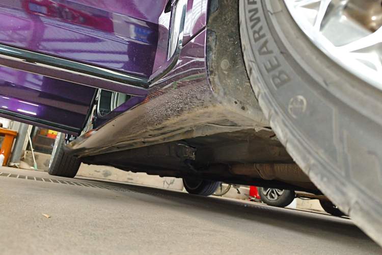 Used Hongqi H9 2020 3.0T Smart Connect Flagship Edition Right Side Sill