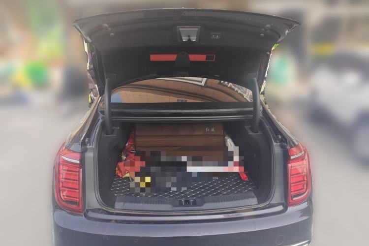 Used Hongqi H9 2020 Revised Version 2.0T Smart Connect Flagship Edition Trunk
